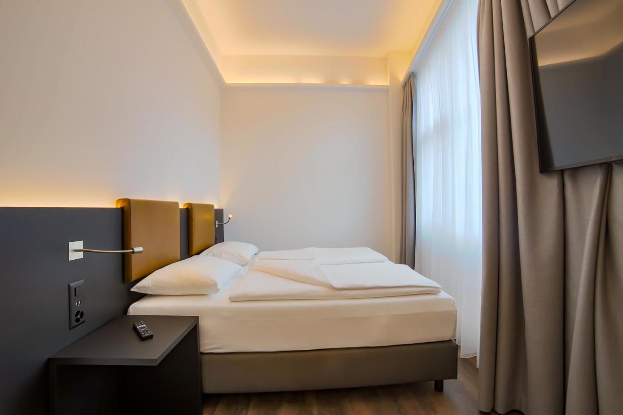 Self Check-In Hotel Von Rotz Wil Exteriör bild